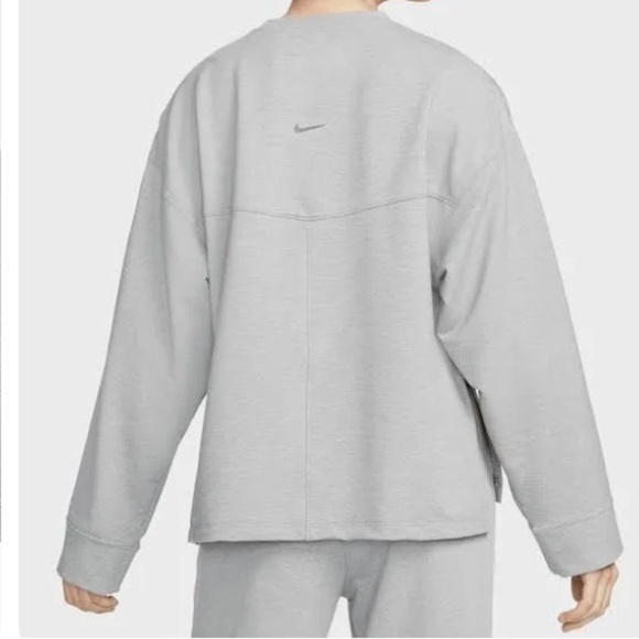 Nike Yoga Dri-fit Crew Neck Oversized Gray Sweatshirt size S - Picture 1 of 14